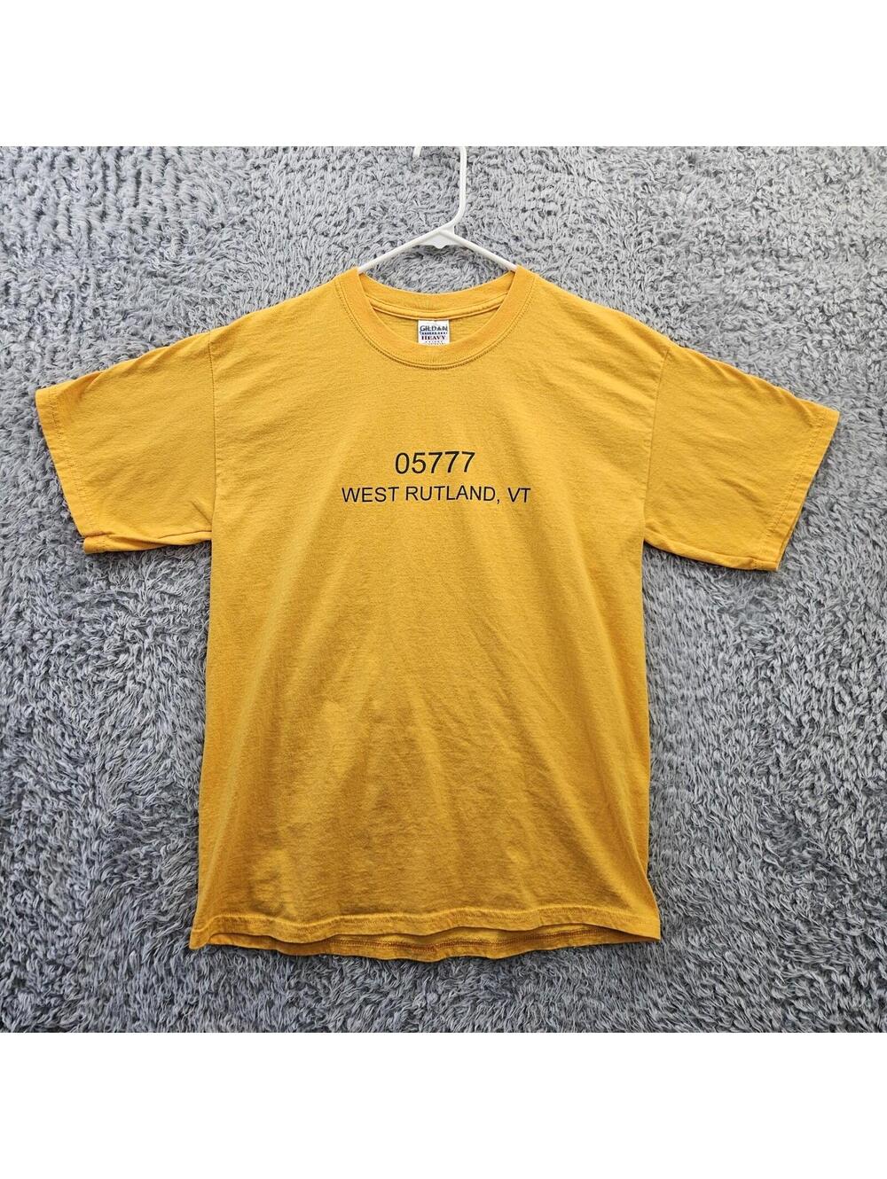 West Rutland Vermont 05777 Zip Code Rally T Shirt Vintage Y2K Men Large Yellow